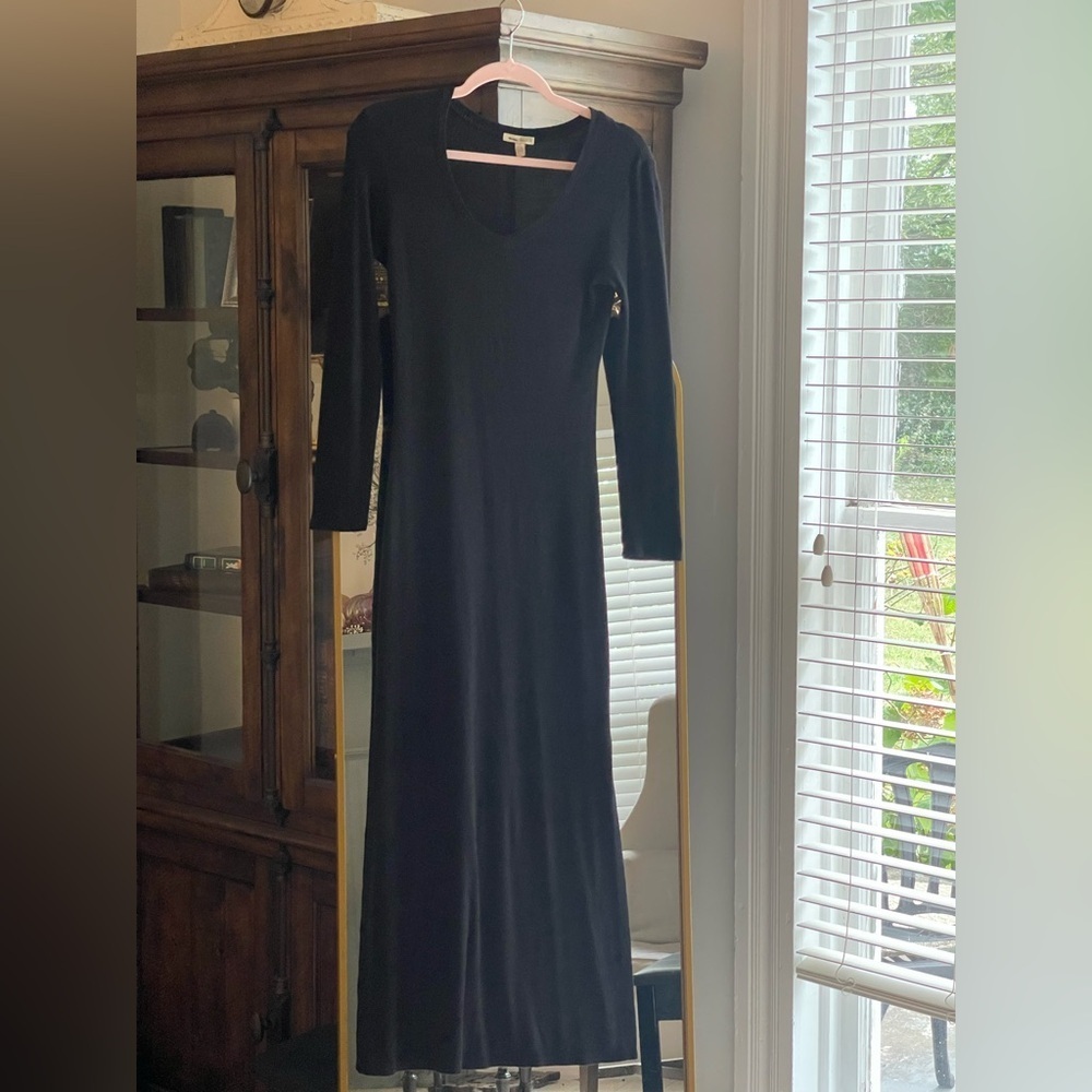 Bordeaux x Anthropologie Black Long Sleeve Slim Scoop Neck Dress